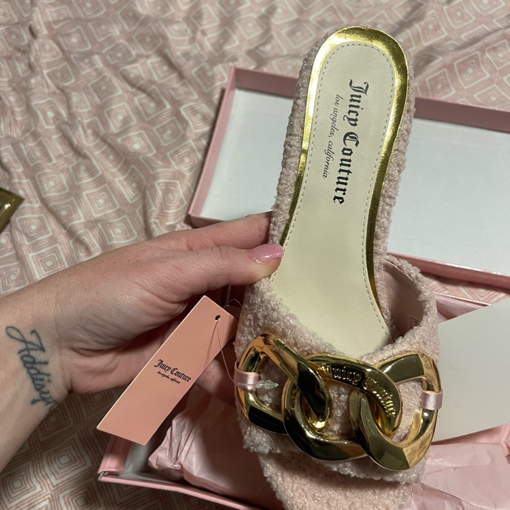 Juicy Couture Heel